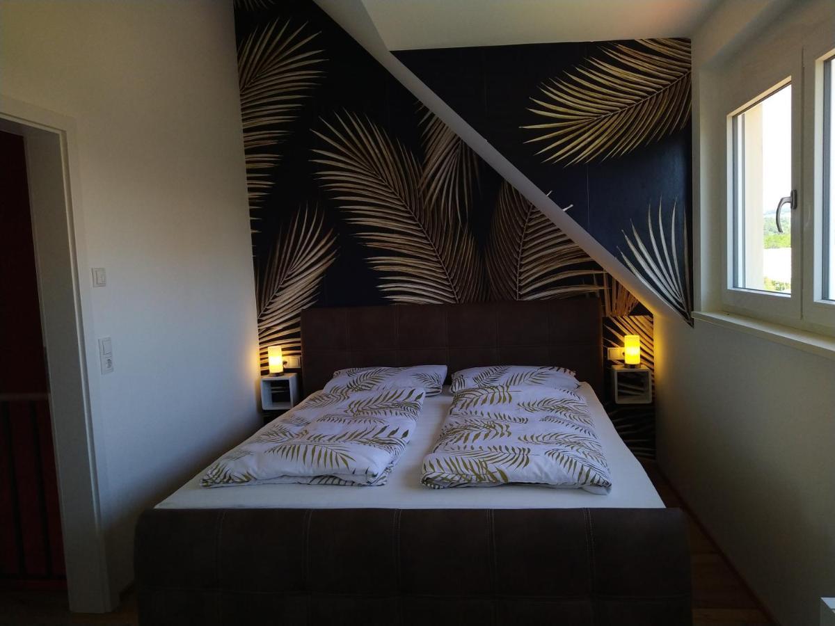 Ferienhof Dachsberg Wohnung Sundowner Берматинген Экстерьер фото